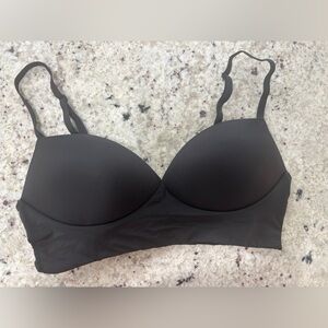 Victoria’s Secret padded Demi wireless bra Medium